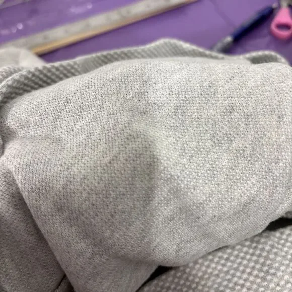 Womans Tahari Light Gray tight knit short sleeve Dress - Size 4 - Picture 8 of 8